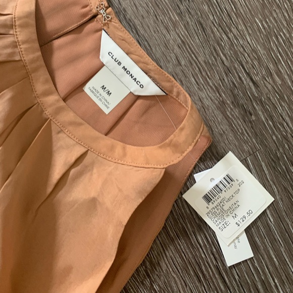 Club Monaco Top 🌷 - Picture 3 of 7